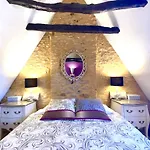 לינה וארוחת בוקר La Clef Des Songes - Au Calme, Au Coeur De Sarlat, 2 Minutes A Pied De La Cite Medievale - Climatisation - Petits Dejeuners Fait Maison - Parking Gratuit - Option Et Massages - Piscine De Saison A 400m 4*