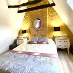 Bed and breakfast La Clef Des Songes - Climatisées - Centre - Parking Gratuit - Piscine, Et Massages à 400mètres