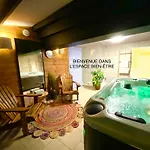 Bed and breakfast La Clef Des Songes - Climatisées - Centre - Parking Gratuit - Piscine, Et Massages à 400mètres 4*