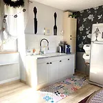 La Clef Des Songes - Au Calme, Au Coeur De Sarlat, 2 Minutes A Pied De La Cite Medievale - Climatisation - Petits Dejeuners Fait Maison - Parking Gratuit - Option Et Massages - Piscine De Saison A 400m