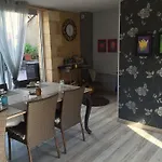 La Clef Des Songes - Au Calme, Au Coeur De Sarlat, 2 Minutes A Pied De La Cite Medievale - Climatisation - Petits Dejeuners Fait Maison - Parking Gratuit - Option Et Massages - Piscine De Saison A 400m סרלה-לה קנדה