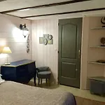 La Clef Des Songes - Au Calme, Au Coeur De Sarlat, 2 Minutes A Pied De La Cite Medievale - Climatisation - Petits Dejeuners Fait Maison - Parking Gratuit - Option Et Massages - Piscine De Saison A 400m 4* סרלה-לה קנדה