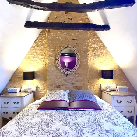 Bed and breakfast La Clef Des Songes - Climatisées - Centre - Parking Gratuit - Piscine, Et Massages à 400mètres 4*