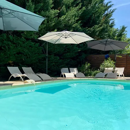 Bed and breakfast La Clef Des Songes - Climatisées - Centre - Parking Gratuit - Piscine, Et Massages à 400mètres Sarlat