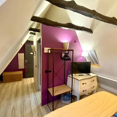 La Clef Des Songes - Chambres Climatisees - Sarlat Centre - Parking Gratuit - Piscine, Spa Et Massages A 400Metres 3*