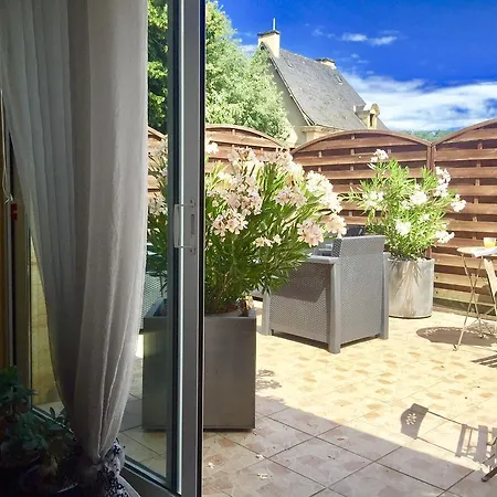Bed & Breakfast La Clef Des Songes - Chambres Climatisees - Sarlat Centre - Parking Gratuit - Piscine, Spa Et Massages A 400Metres Sarlat-la-Caneda