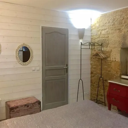 La Clef Des Songes - Chambres Climatisees - Sarlat Centre - Parking Gratuit - Piscine, Spa Et Massages A 400Metres