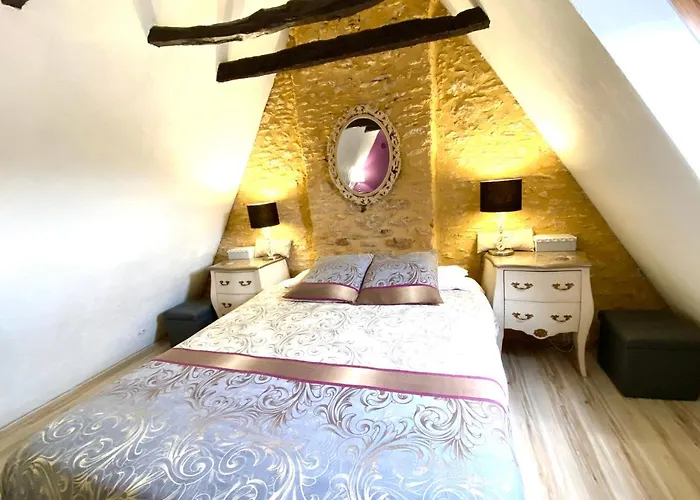 Bed & Breakfast La Clef Des Songes - Au Calme, Au Coeur De Sarlat, 2 Minutes A Pied De La Cite Medievale - Climatisation - Petits Dejeuners Fait Maison - Parking Gratuit - Option Et Massages - Piscine De Saison A 400m