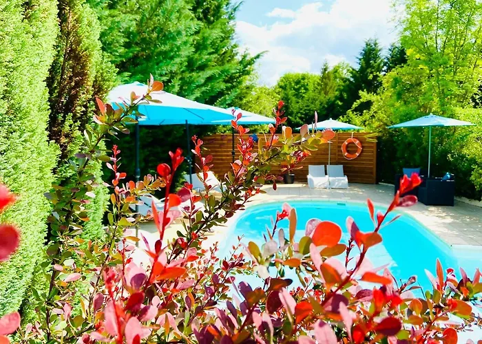 La Clef Des Songes - Maison D'Hotes Au Calme, Au Coeur De Sarlat, 2 Minutes A Pied De La Cite Medievale - Climatisation - Petits Dejeuners Fait Maison - Parking Gratuit - Option Spa Et Massages - Piscine De Saison A 400M