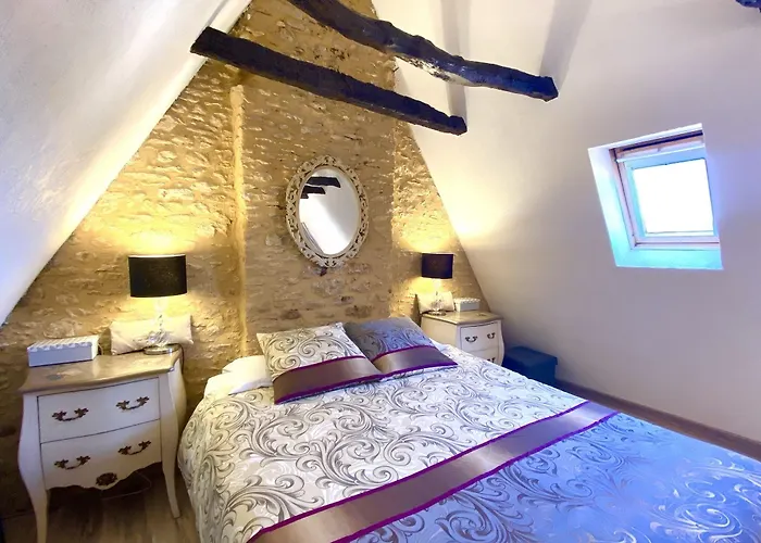 La Clef Des Songes - Au Calme, Au Coeur De Sarlat, 2 Minutes A Pied De La Cite Medievale - Climatisation - Petits Dejeuners Fait Maison - Parking Gratuit - Option Et Massages - Piscine De Saison A 400m Sarlat-la-Canéda