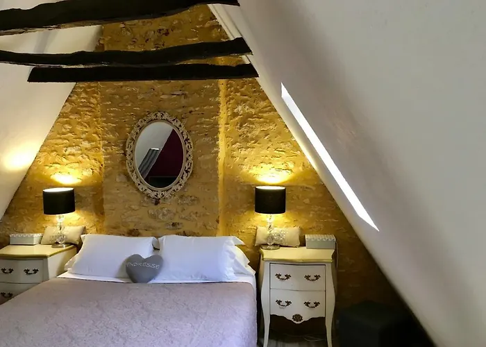 La Clef Des Songes - Au Calme, Au Coeur De Sarlat, 2 Minutes A Pied De La Cite Medievale - Climatisation - Petits Dejeuners Fait Maison - Parking Gratuit - Option Et Massages - Piscine De Saison A 400m Sarlat-la-Canéda
